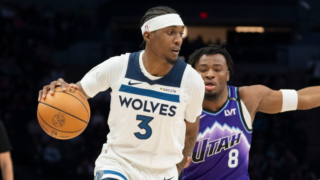 Timberwolves' Jaden McDaniels listed as week-to-week with knee injury amid Minnesota's playoff push