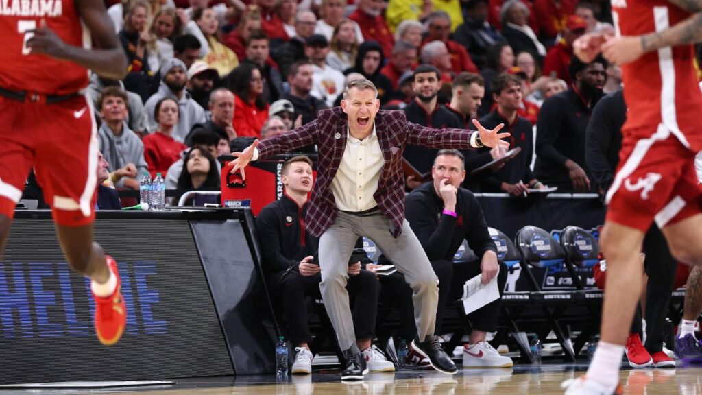 Alabama athletic director confident in Nate Oats' future with program: 'He's not going anywhere'