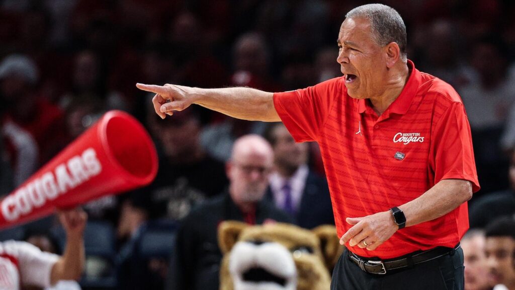 Houston's Kelvin Sampson addresses coaching future after Sweet 16 loss: 'We all have our time'