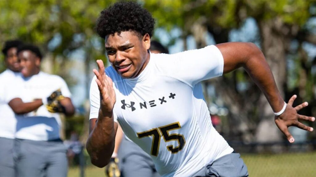 Recruit of the Week: A 300-pound limbo champion? Meet college football's next elite LT, Mark Matthews