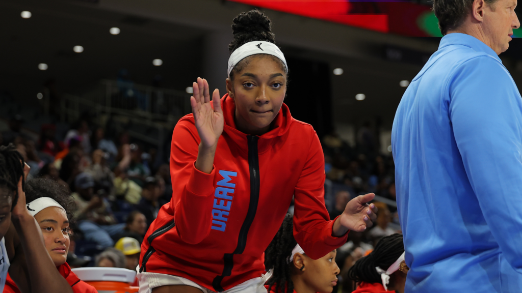 Angel Reese gets standing ovation in return to Chicago, 'grateful' for fresh start after Sky-Dream trade
