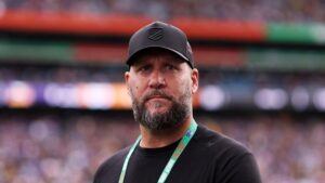 Drew Allar or Will Howard? Ben Roethlisberger clearly prefers one young Steelers QB