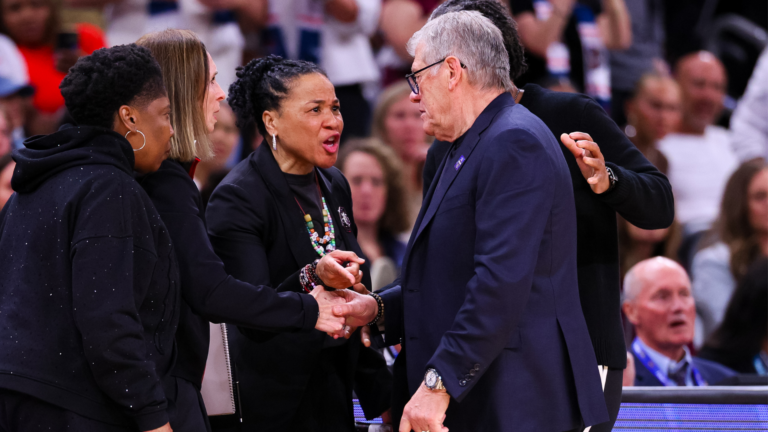 Geno Auriemma, Dawn Staley get into heated exchange after UConn's Final Four loss: What we know