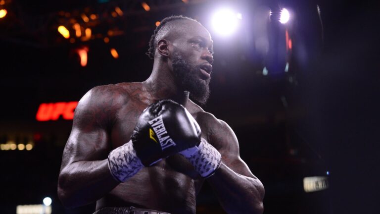 Deontay Wilder vs. Derek Chisora fight odds: Prediction, picks, props from accomplished boxing expert
