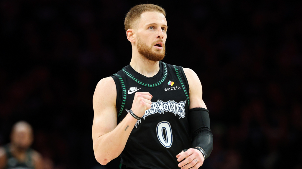 Donte DiVincenzo suffers torn Achilles in major playoff blow to Timberwolves
