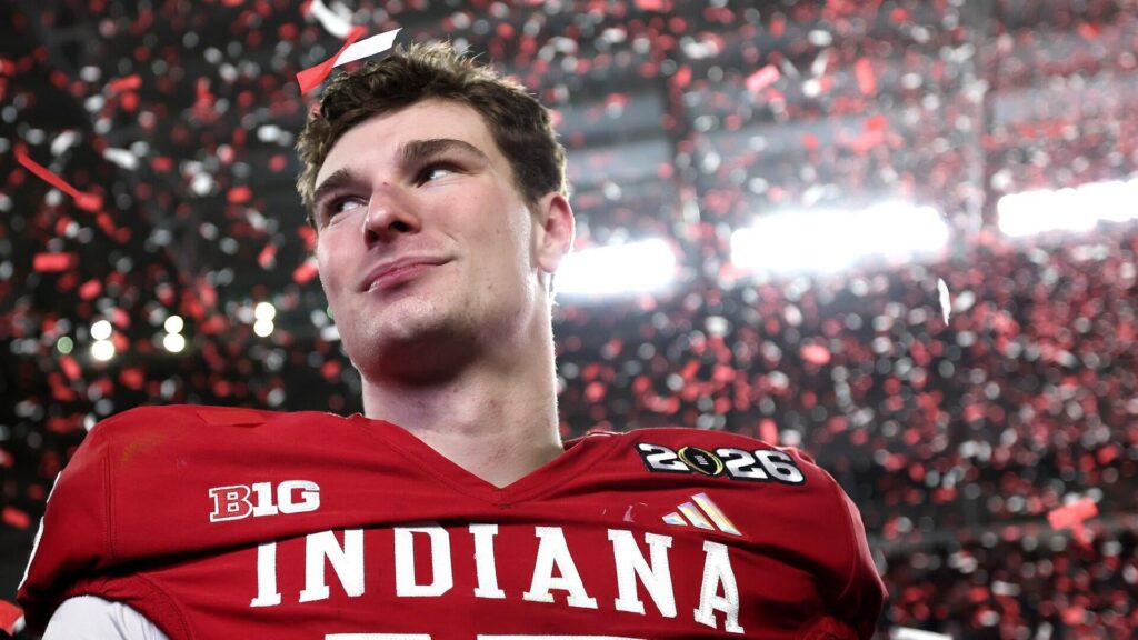 Fernando Mendoza NFL Draft profile: The QB set to go No. 1 to the Raiders