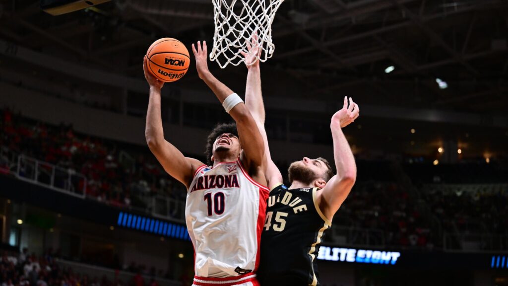 Koa Peat benefitted from early growth spurt, but it's the Arizona big man's game that took off late