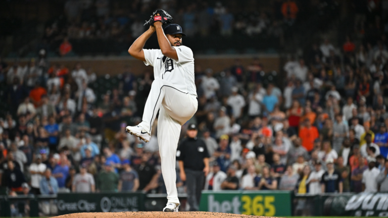 Kenley Jansen records 479th career save, moves past Lee Smith into third place on all-time list