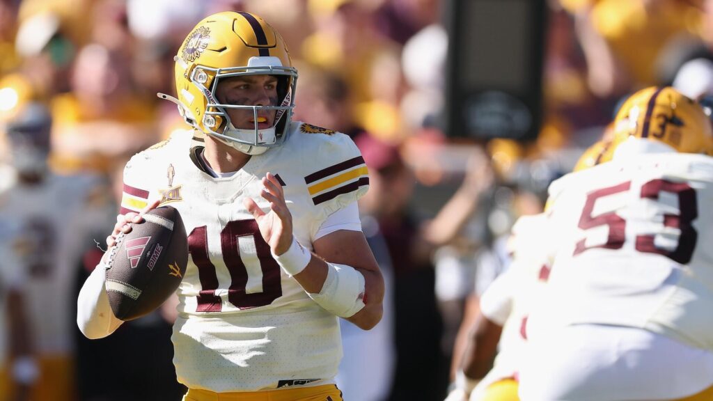 How Sam Leavitt became the No. 1 transfer portal QB -- and why his recruitment got complicated