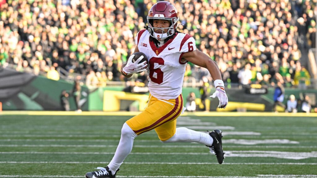 Dynasty Fantasy Football: 2026 one QB rookie mock draft highlights Makai Lemon in Round 1