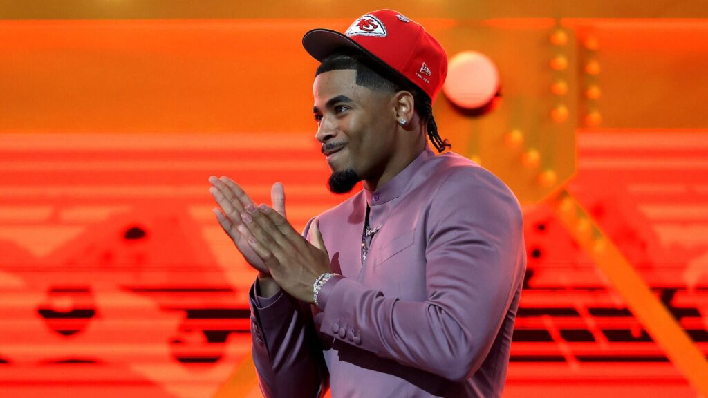 Chiefs-Browns NFL Draft trade grades: Kansas City moves up for Mansoor Delane, Cleveland lands Spencer Fano