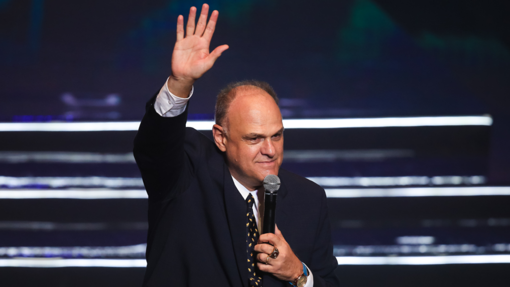 Oscar Schmidt dies at 68: Brazilian basketball legend was one of the game's most prolific scorers