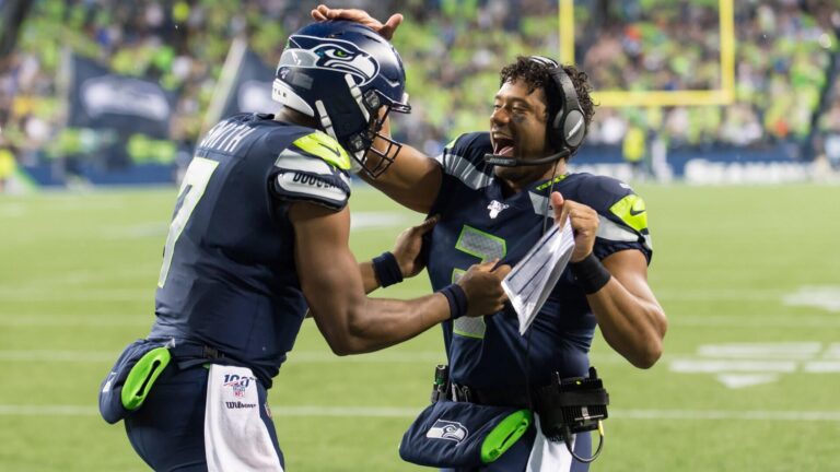 Jets reportedly host Russell Wilson on a visit, and the quarterback he would back up made the suggestion