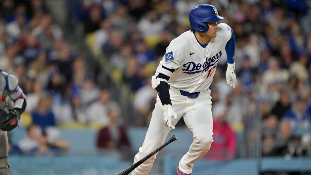 MLB DFS: Top DraftKings, FanDuel daily Fantasy baseball picks for Friday, April 17, include Shohei Ohtani