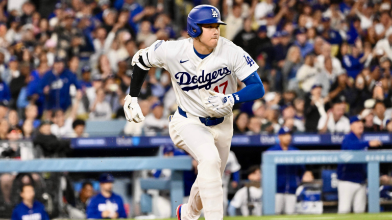 Shohei Ohtani breaks Ichiro's record, reaches base for 44th consecutive game as Dodgers walk off Rangers