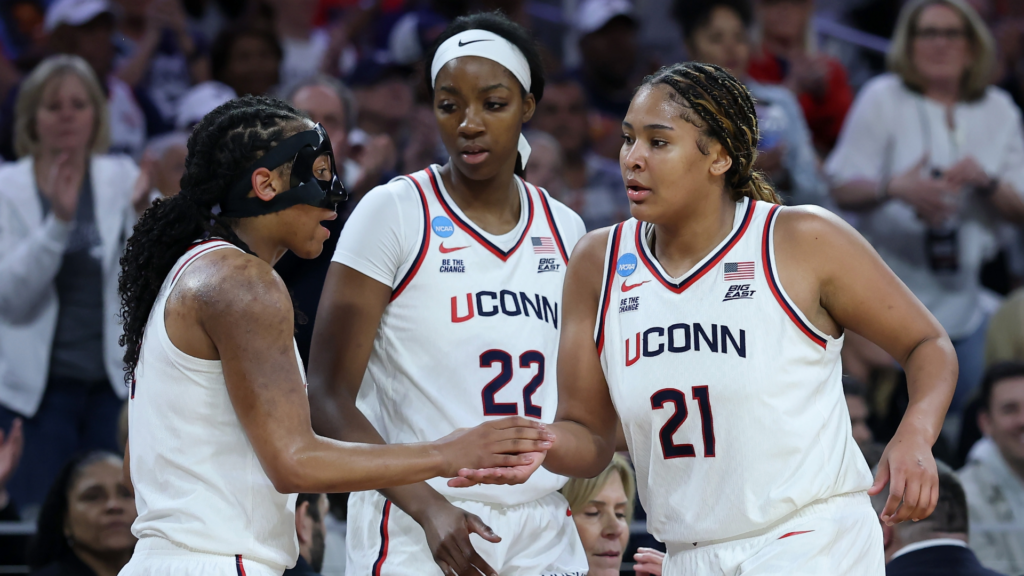 WBB way-too-early top 25 rankings for 2026: UConn leads the way at No. 1; where's reigning champ UCLA?