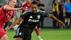 Nottingham Forest vs. Aston Villa prediction, odds, expert picks for Europa League match Thursday