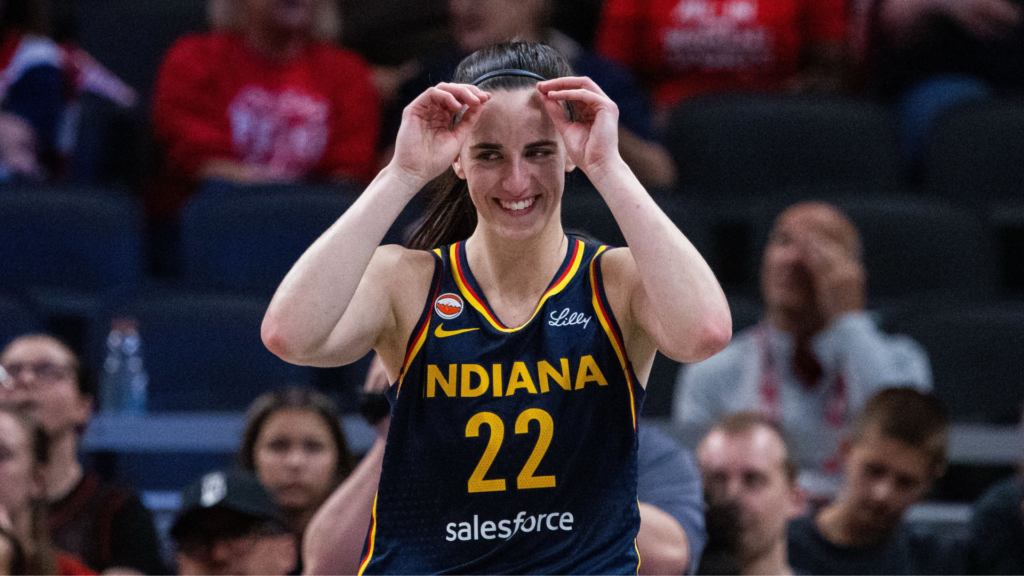 Caitlin Clark breaks WNBA record in unusual fashion, then adds to it with another 20-and-10 performance