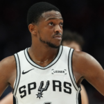 Spurs’ DeAaron Fox out for Game 1 vs. Thunder due to ankle injury