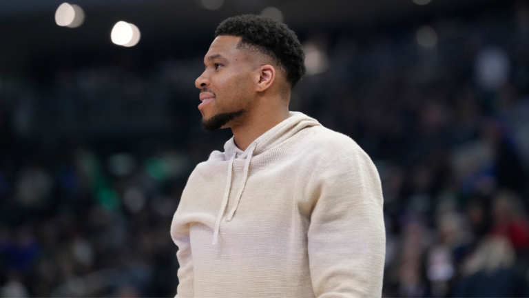 Giannis Antetokounmpo reportedly wants to stay in East: Which teams make most sense for Bucks star?