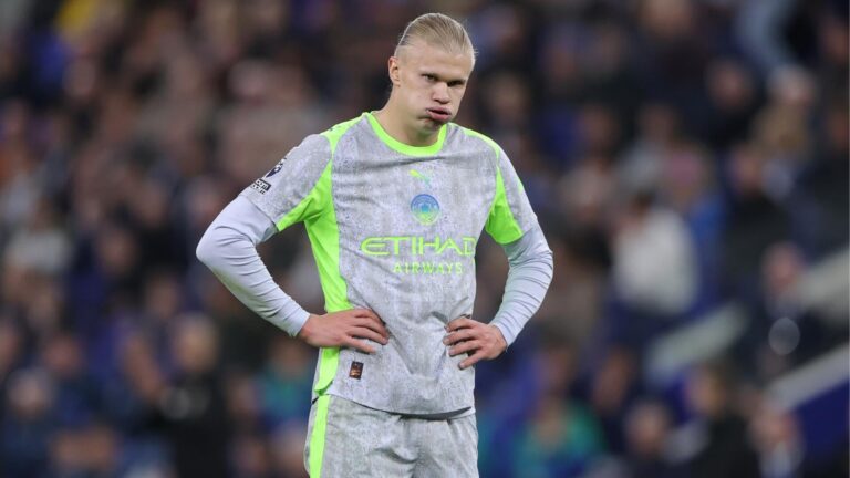 Man City's Premier League title chances take huge blow in crazy draw with Everton as door opens for Arsenal
