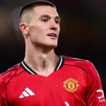 Man United vs. Liverpool live stream: Red Devils, Reds battle as push for Champions League continues
