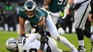 Eagles' Nolan Smith arrested after allegedly driving 135 mph in Georgia