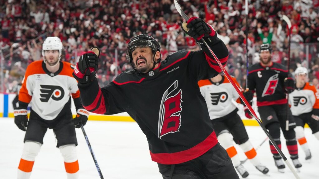 Hurricanes vs. Flyers odds, prediction, time: 2026 NHL playoff picks, Game 4 best bets from proven model