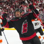 Hurricanes vs. Flyers odds, prediction, time: 2026 NHL playoff picks, Game 4 best bets from proven model