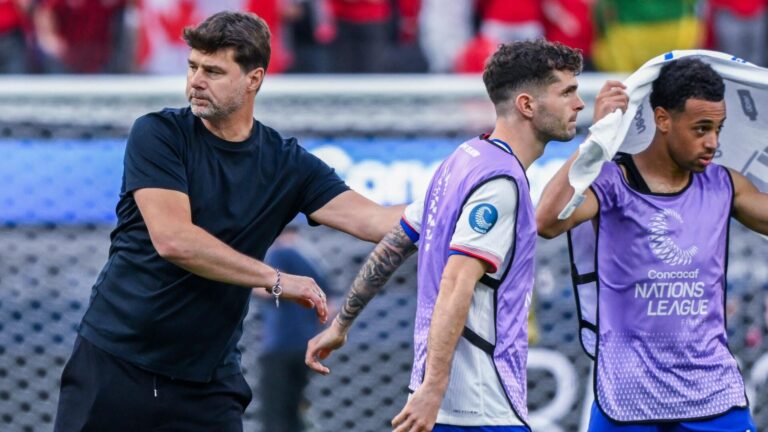 Mauricio Pochettino denies Milan meeting, says reps are exploring options but 'commitment is the World Cup'