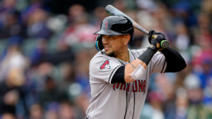 Diamondbacks' Ildemaro Vargas snaps season-long hitting streak, MLB's longest since 2022
