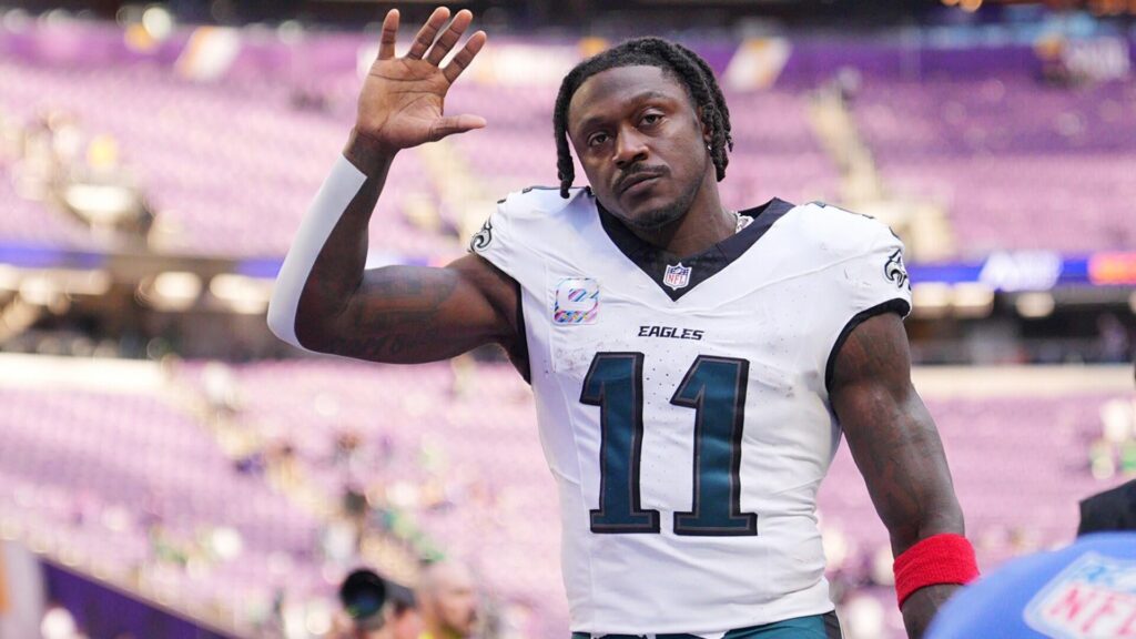 Fantasy Football fallout: Patriots trade for A.J. Brown boosts Drake Maye and elevates DeVonta Smith