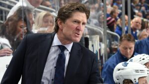 Oilers hire Mike Babcock, inviting disaster at a pivotal moment in franchise history