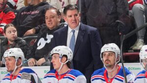 Kings hire Peter Laviolette: Veteran coach should provide quick fix, but questions about longevity remain