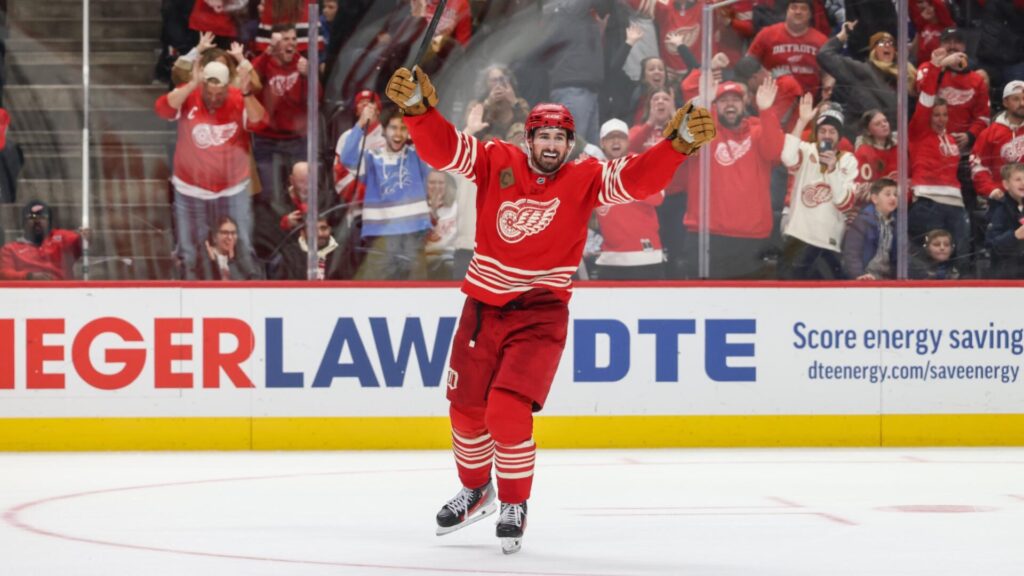Dylan Larkin trade destinations: Wild, Canadiens among five best fits for Red Wings captain