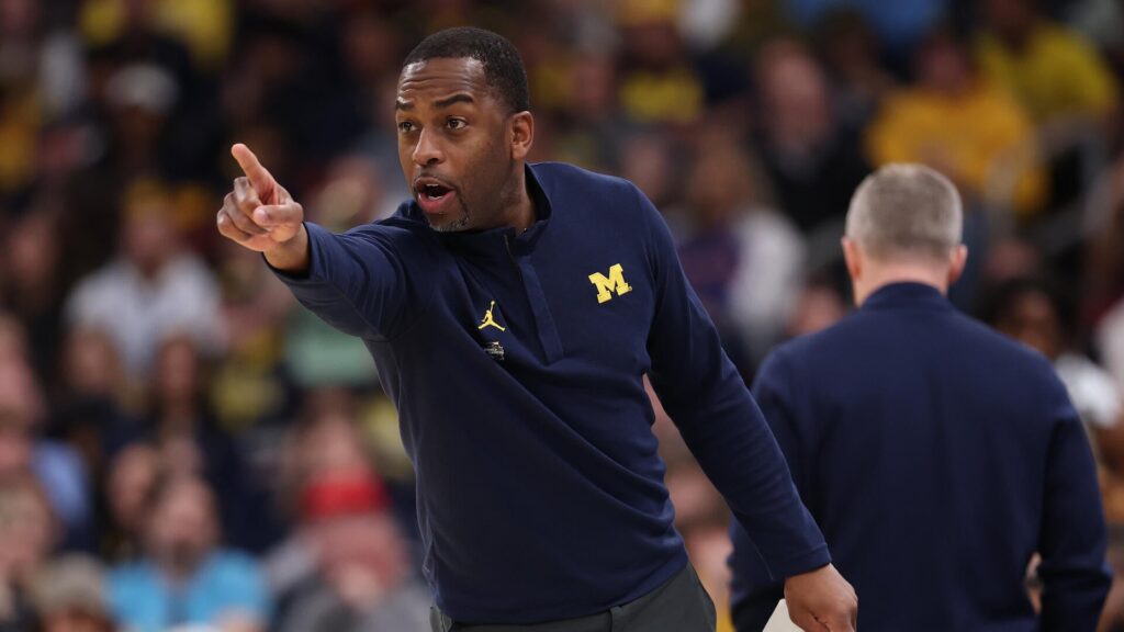 Why Michigan named Mike Boynton interim coach following Dusty May's departure to Mavericks