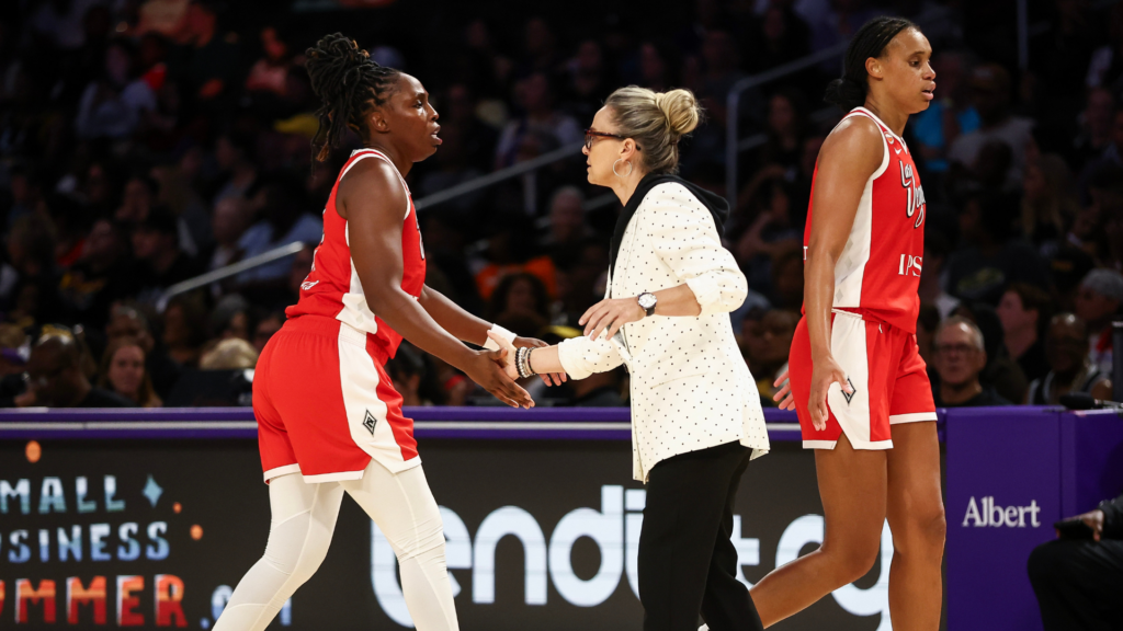 Chelsea Gray becomes Aces' all-time assists leader, breaking Becky Hammon's franchise record