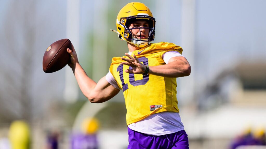 Sam Leavitt injury update: Lane Kiffin says LSU QB 'full strength' ahead of Tigers' 2026 CFP push