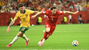 Today's top games to watch, best bets, odds: Turkiye vs. Paraguay in World Cup, MLB and more