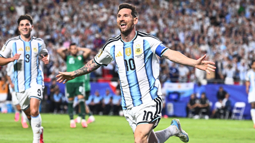 Lionel Messi ties record for most career World Cup goals with incredible hat trick for Argentina vs. Algeria