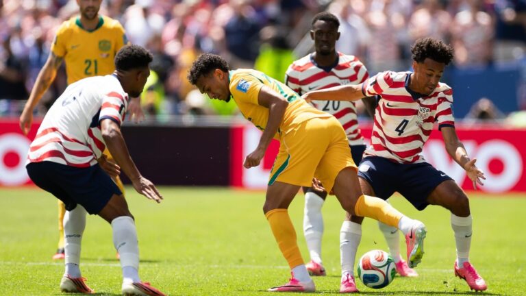USMNT down Australia and qualify for World Cup knockout stage thanks to high vibes and gritty defense