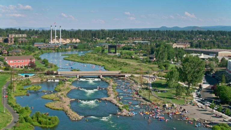 Can Growing Mountain Towns Keep Their Soul? Bend Has a Plan.
