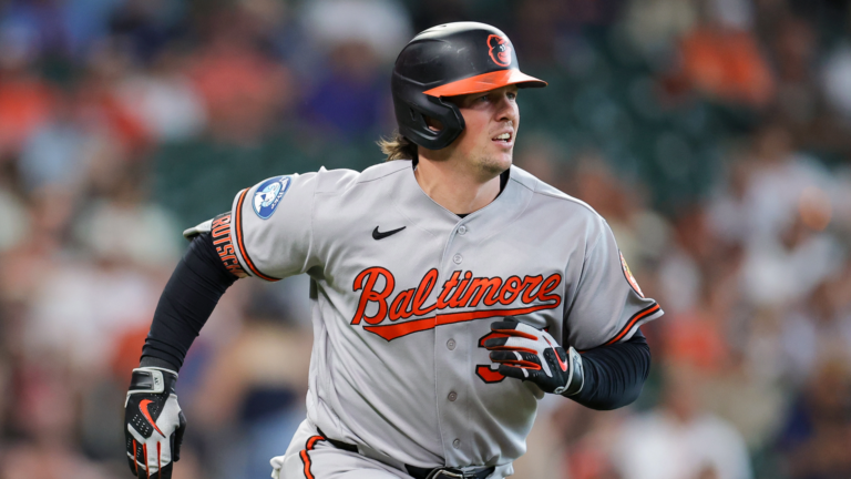 MLB rumors: Yankees call on catcher, Cubs aim big, plus which non-Tigers team is asking for a No. 1 prospect