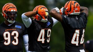 Bengals training camp takeaways: Bold defensive gamble might pay off, Shemar Stewart avoids serious injury