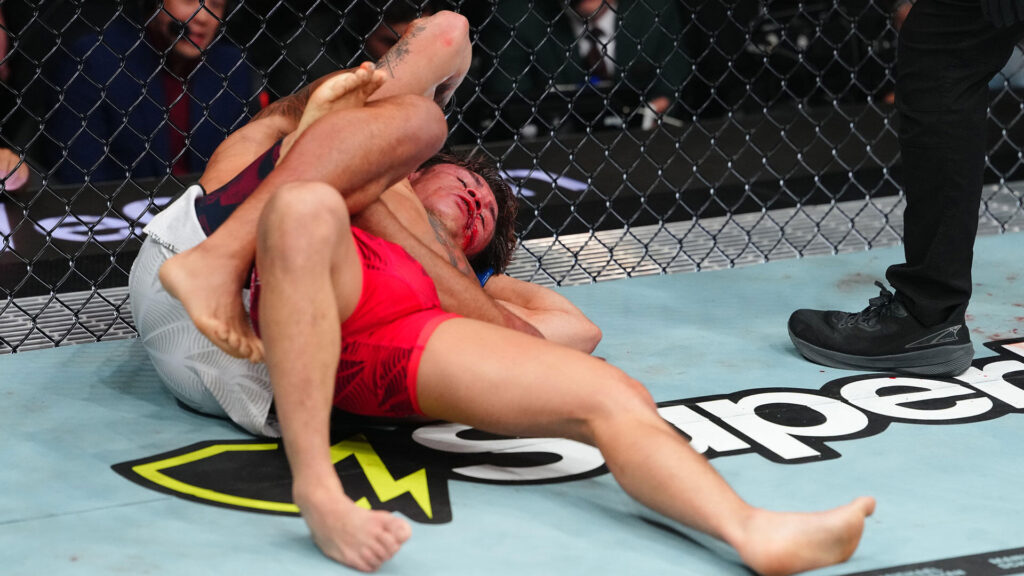 UFC 329 results, highlights: Brandon Royval submits Lone'er Kavangh in three-round thriller