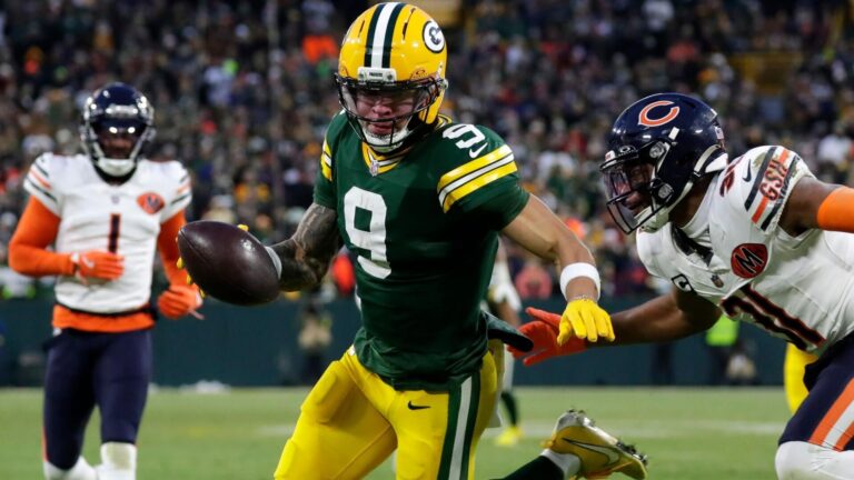 2026 Fantasy football draft prep: NFL experts reveal rankings, top 150, strategy, rookies to target