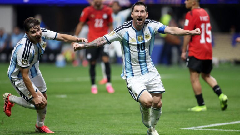 Argentina vs. England odds, prediction, preview, picks, start time for World Cup semifinal match on Wednesday