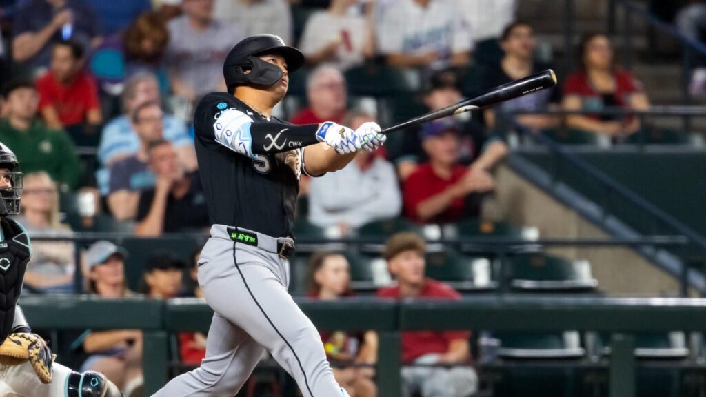 Today's top games to watch, best bets, odds: White Sox vs. Rangers, Dodgers vs. Phillies and more