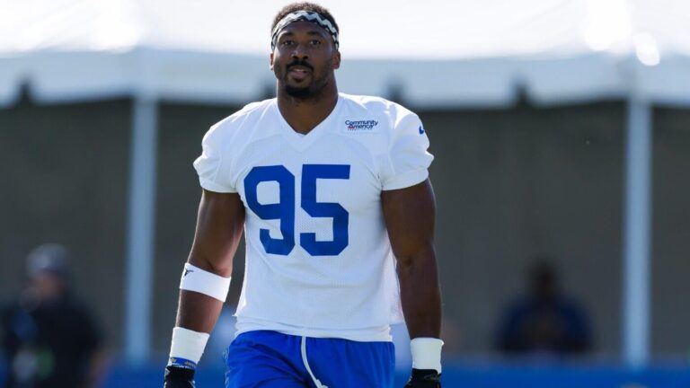 Ranking the top 10 NFL players at every position, plus best training camp battles and red flags for contenders