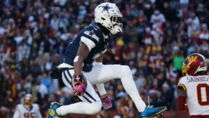 Cowboys' George Pickens will play the 2026 season under $27.3 million franchise tag, per report